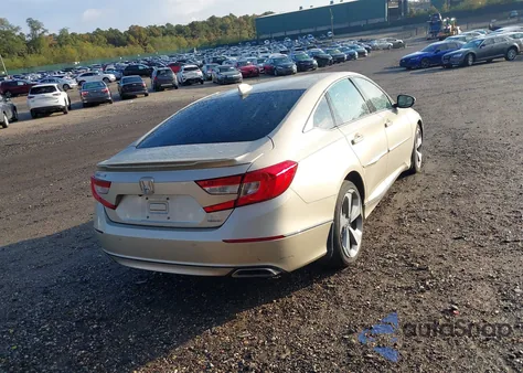 2018 Honda Accord Touring z USA, uszkodzony, nr VIN NY77581
